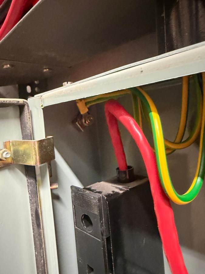Residential care homes: Earthing checked inside a flat isolator